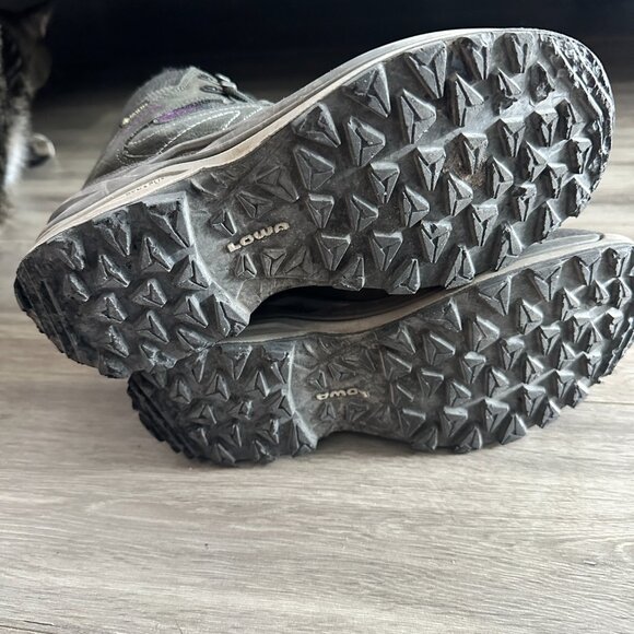 Lowa toro evo gtx mid Goretex hiking boots size 8 - Picture 6 of 9